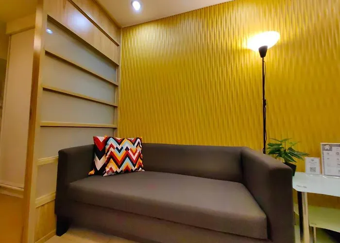 Citispace 1br Condotel At Ridgewood Towers Near Bgc Airport #rw08a *