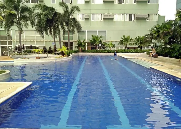 Citispace 1br Condotel At Ridgewood Towers Near Bgc Airport #rw08a